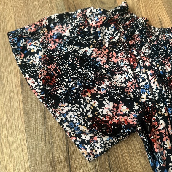 Floral Maxi Dress with Short Sleeves - Picture 3 of 7